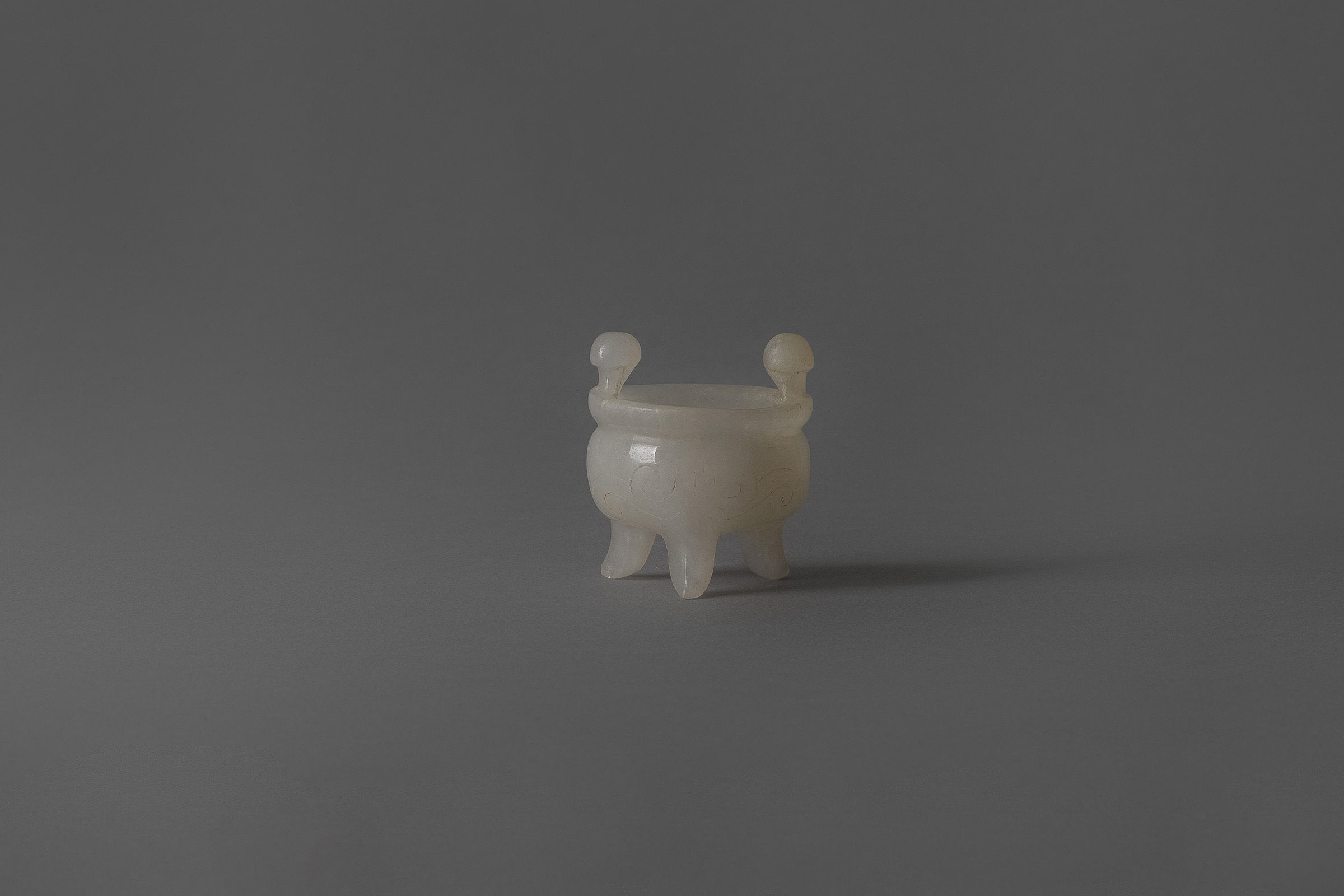 汉 琴炉